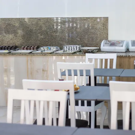 Ξενοδοχείο Trend *